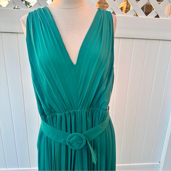 ModCloth Green Discotheque Darling Jumpsuit Green Belted Pleated - Picture 9 of 13